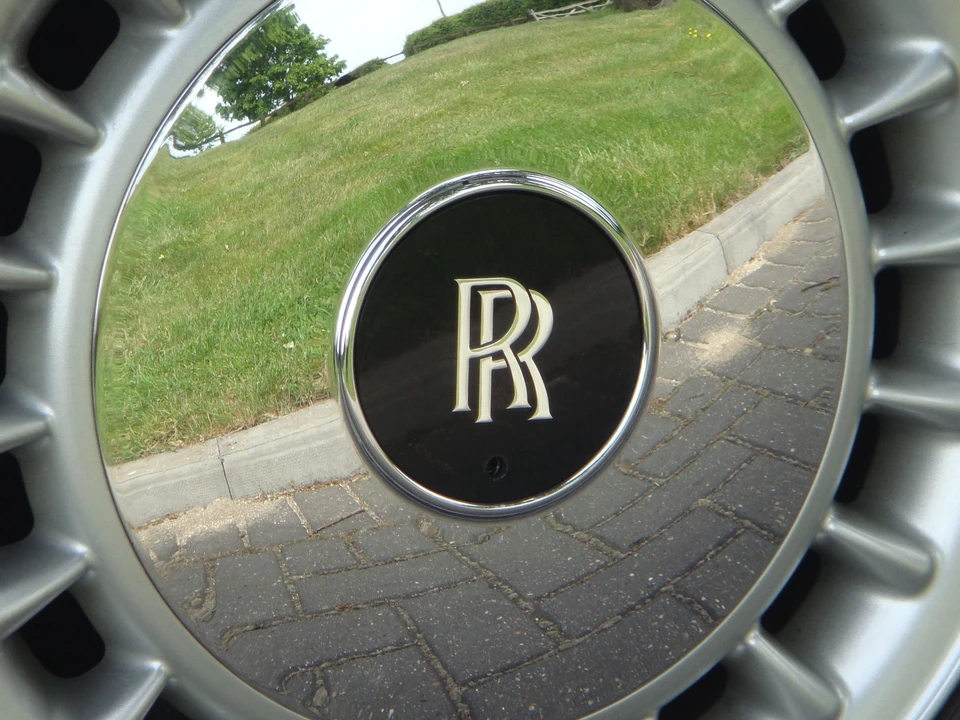 1990 Rolls-Royce Corniche Series III - Image 4 of 7