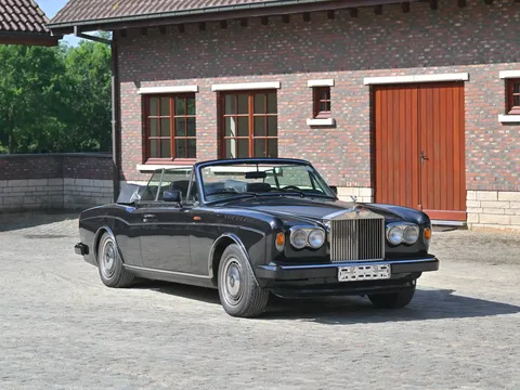 1990 Rolls-Royce Corniche III Drophead Coupé by Mulliner Park Ward
