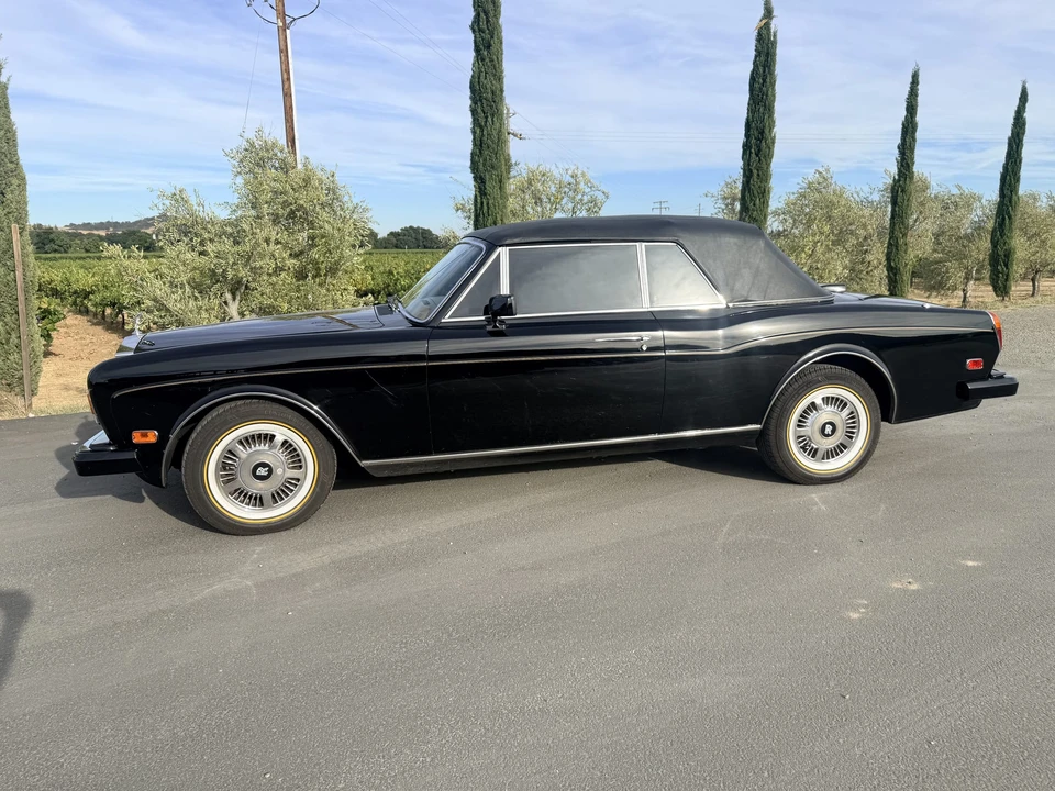 1990 Rolls-Royce Corniche Series III - Image 12 of 31