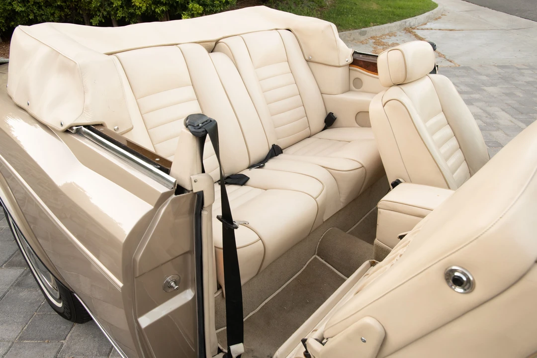 1990 Rolls-Royce Corniche Series III - Image 30 of 31
