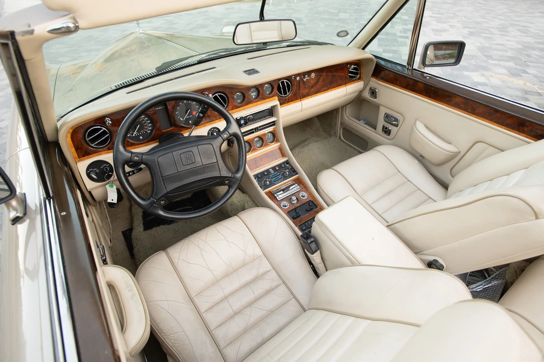 1990 Rolls-Royce Corniche Series III - Image 12 of 31
