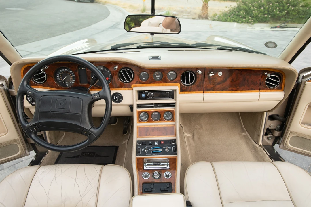 1990 Rolls-Royce Corniche Series III - Image 28 of 31