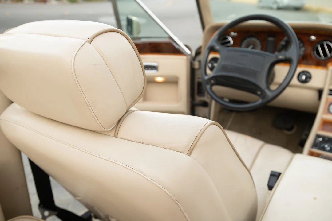 1990 Rolls-Royce Corniche Series III - Image 25 of 31