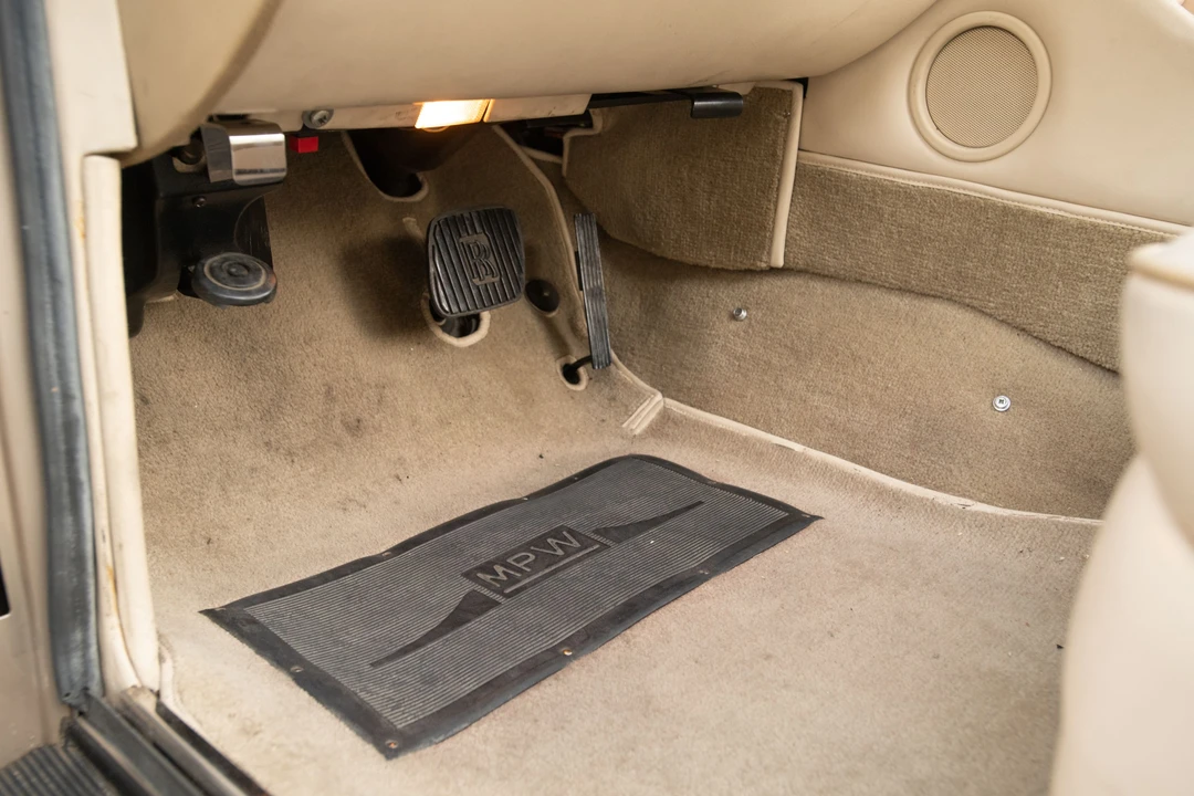 1990 Rolls-Royce Corniche Series III - Image 10 of 31