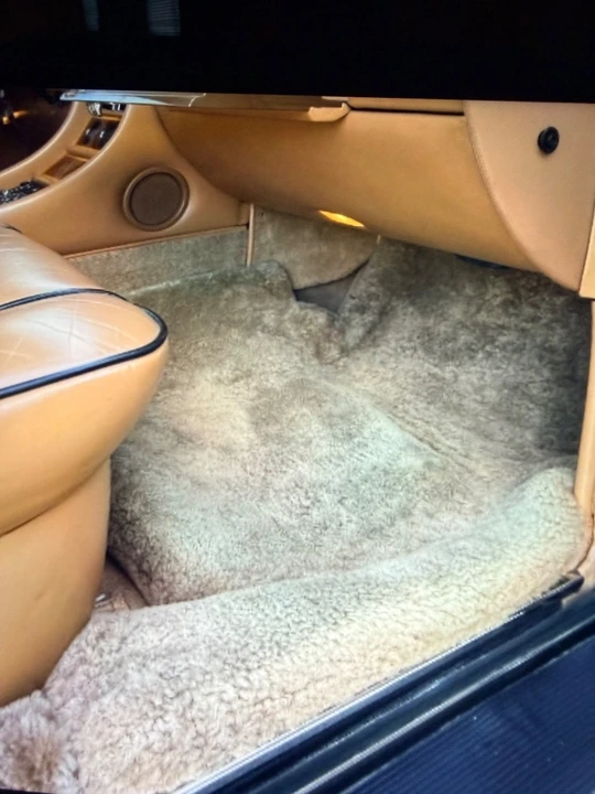 1990 Rolls-Royce Corniche Series III - Image 24 of 31