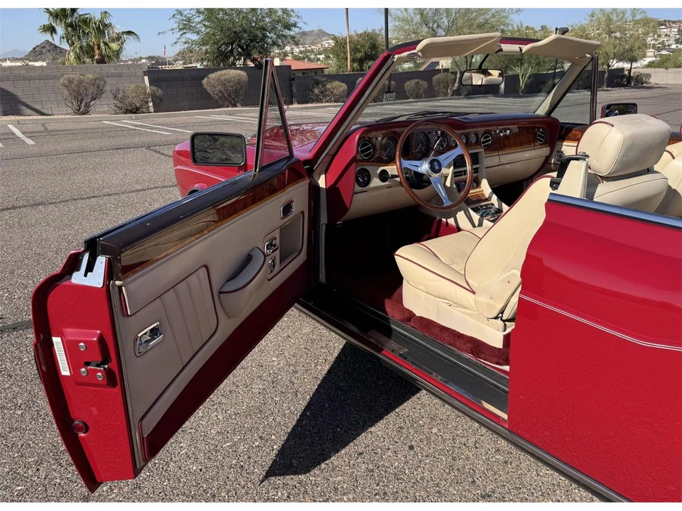 1990 Rolls-Royce Corniche Series III - Image 12 of 31