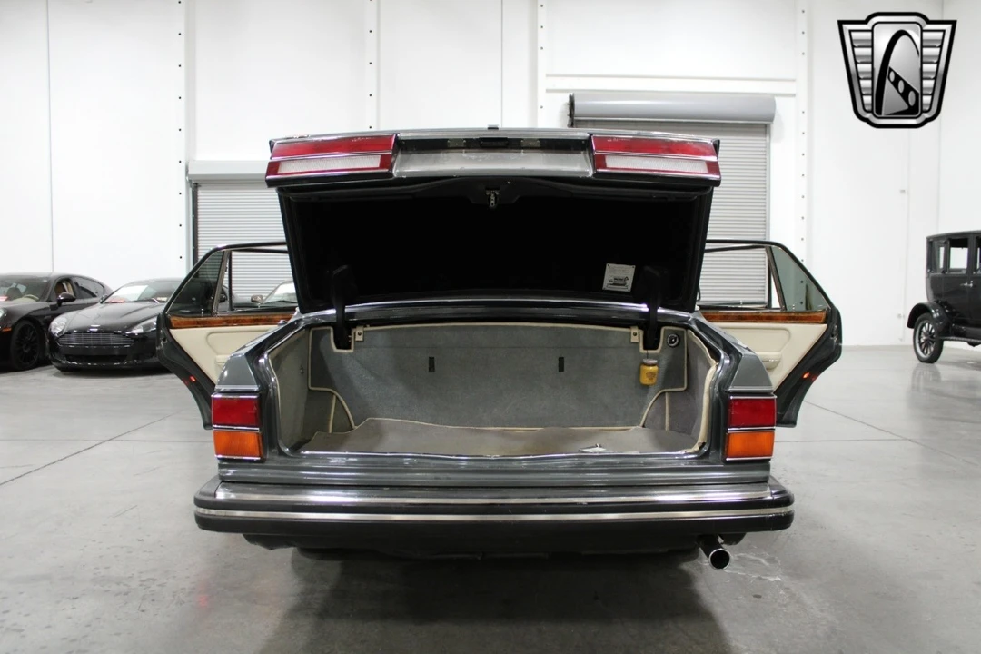 1990 Rolls-Royce Silver Spur & Spirit II - Image 10 of 12