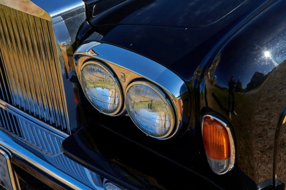 1990 Rolls-Royce Corniche Series III - Image 9 of 20