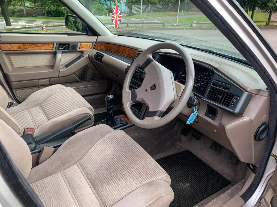 1990 Rover - Image 3 of 13