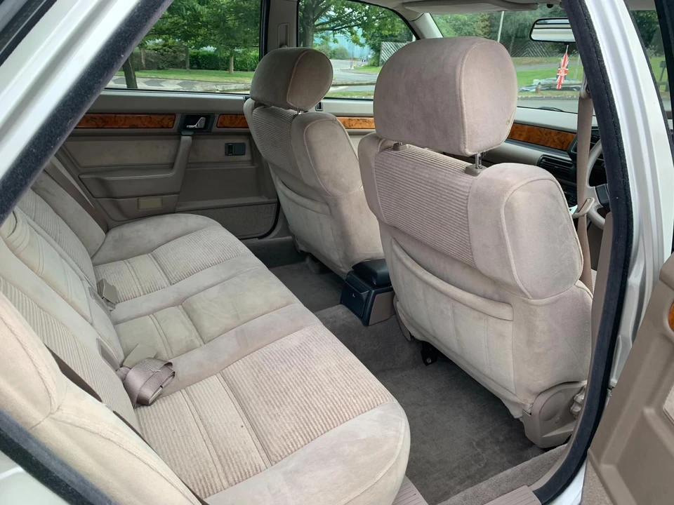 1990 Rover - Image 2 of 13