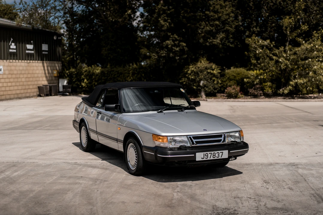 1990 Saab 900 1st Gen - Image 13 of 31