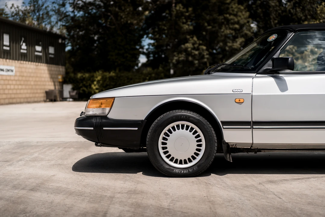 1990 Saab 900 1st Gen - Image 27 of 31