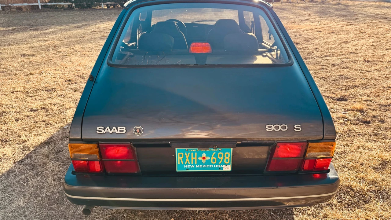 1990 Saab 900 1st Gen - Image 26 of 31
