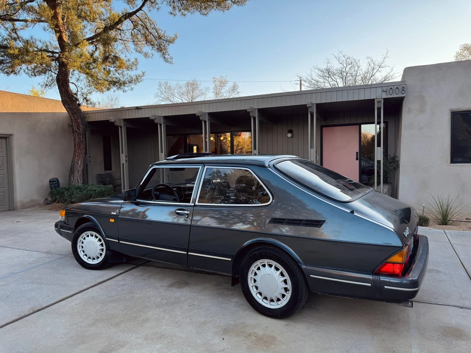 1990 Saab 900 1st Gen - Image 10 of 31