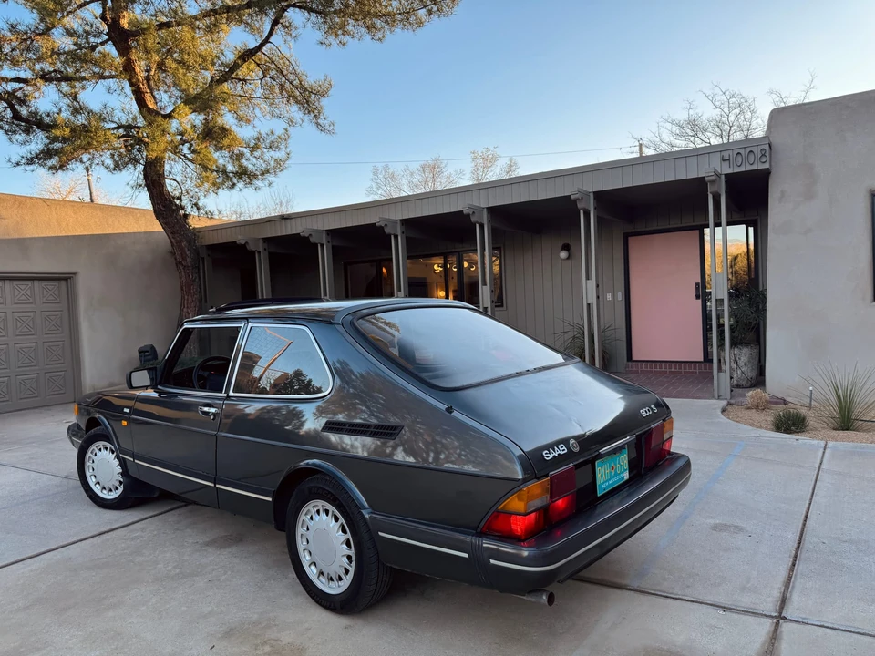 1990 Saab 900 1st Gen - Image 11 of 31