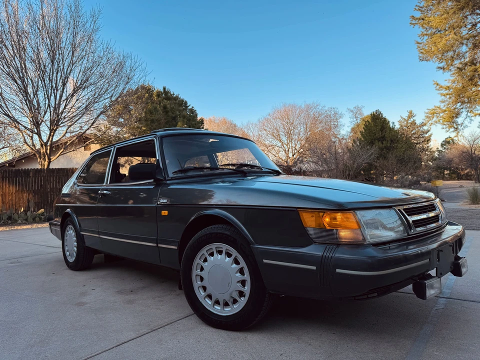 1990 Saab 900 1st Gen - Image 3 of 31