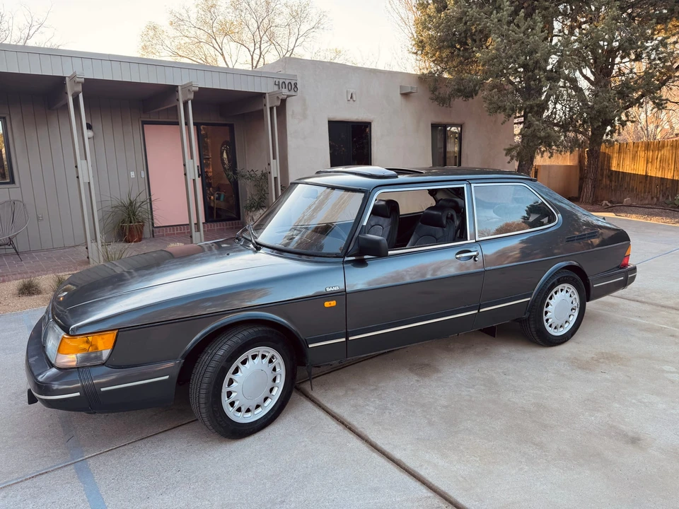 1990 Saab 900 1st Gen - Image 9 of 31
