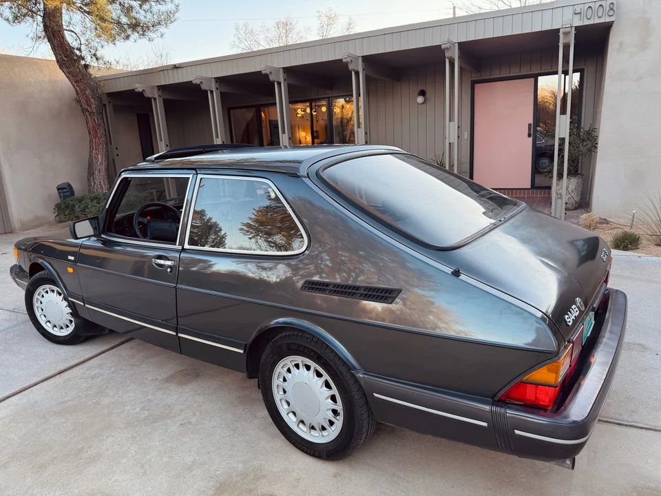 1990 Saab 900 1st Gen - Image 12 of 31