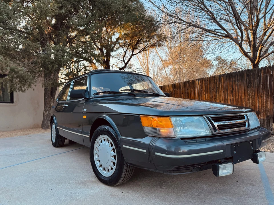 1990 Saab 900 1st Gen - Image 4 of 31