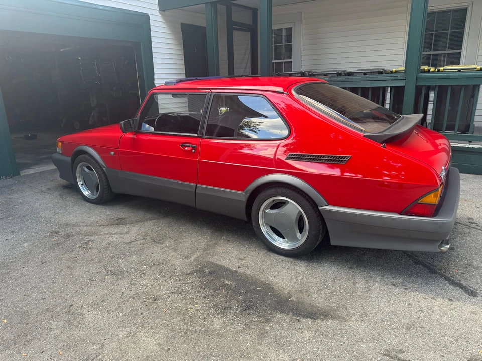 1990 Saab 900 SPG 1st Gen - Image 13 of 31