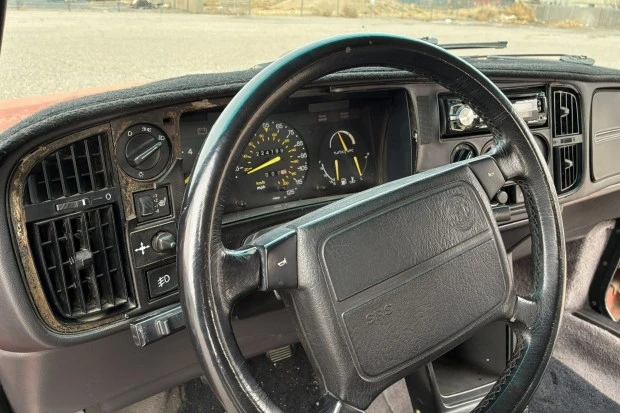 1990 Saab 900 SPG 1st Gen - Image 5 of 7