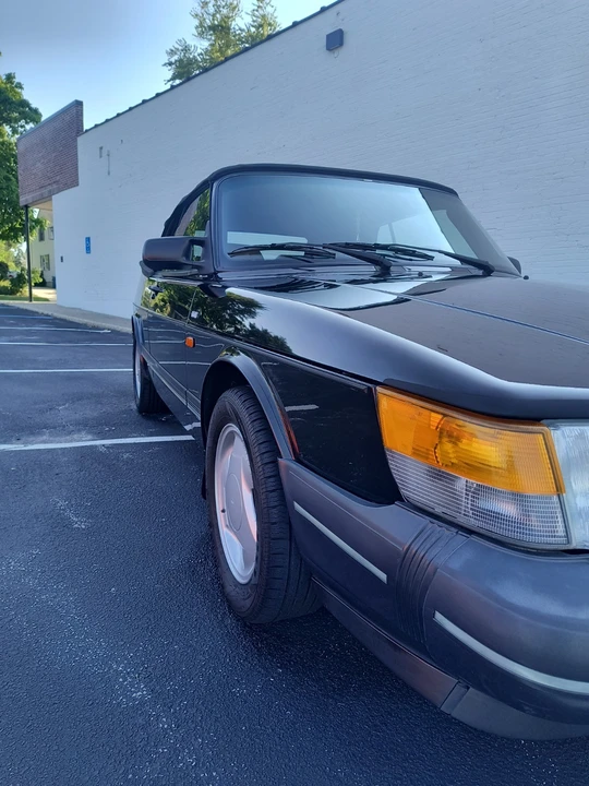 1990 Saab 900 - Image 6 of 21
