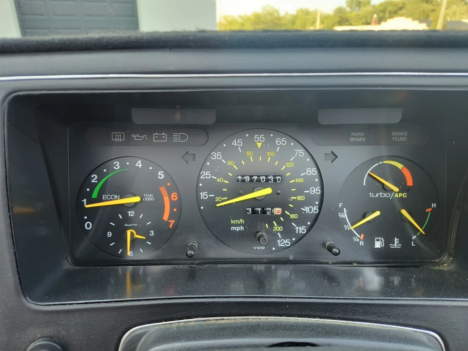 1990 Saab 900 - Image 17 of 21