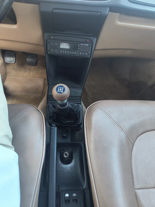 1990 Saab 900 - Image 13 of 21