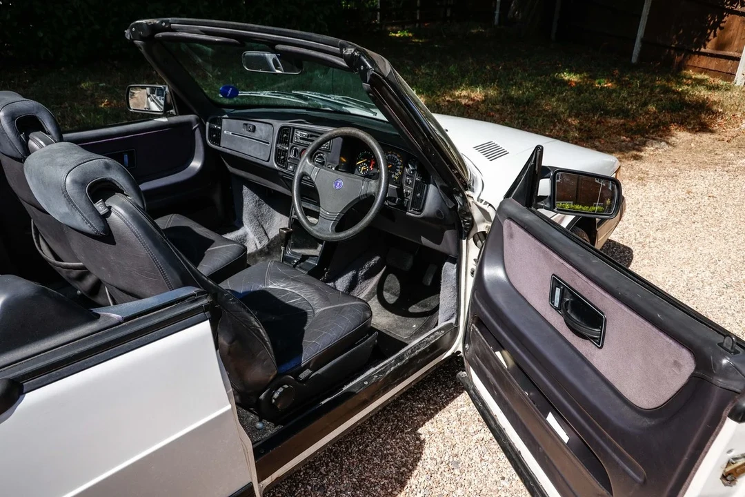 1990 Saab 900 1st Gen - Image 14 of 31