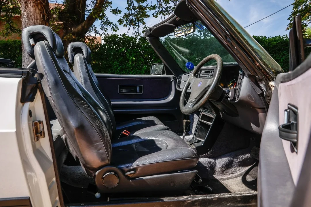 1990 Saab 900 1st Gen - Image 12 of 31