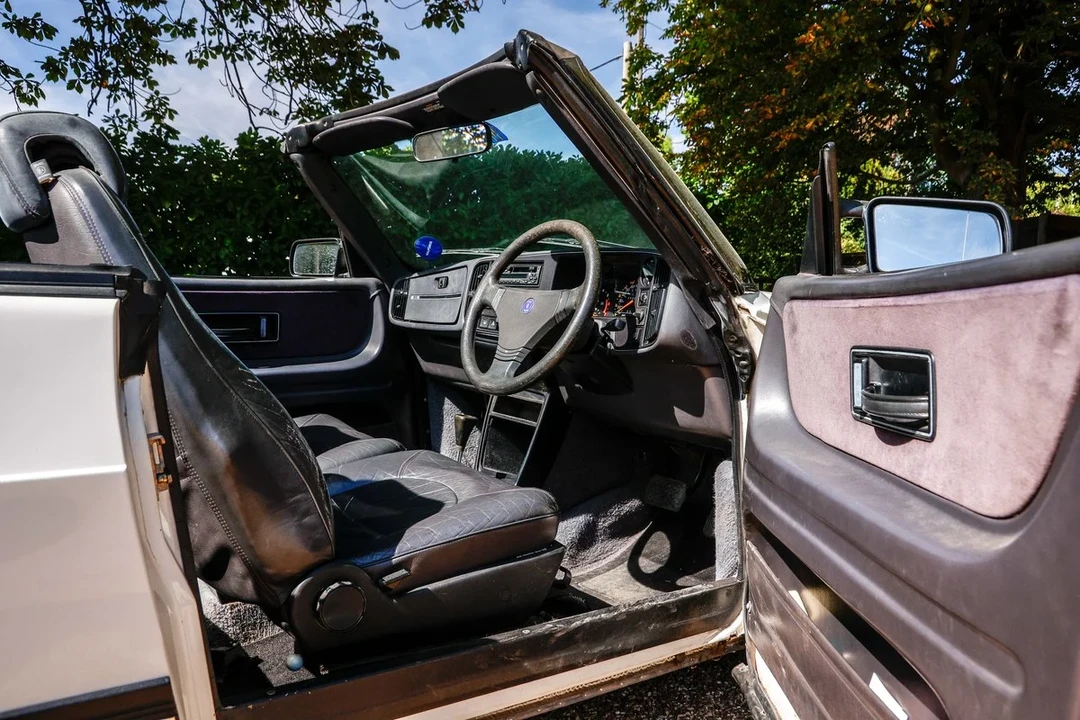 1990 Saab 900 1st Gen - Image 13 of 31