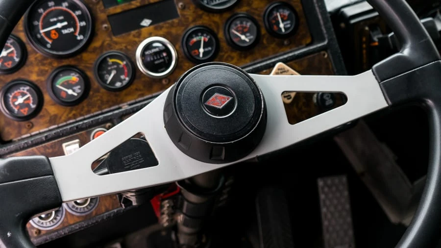 1990 Spartan - Image 11 of 20