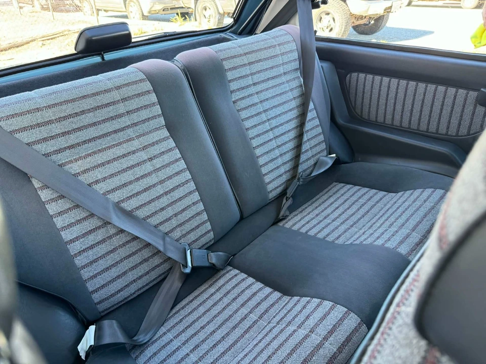 1990 Subaru - Image 8 of 20