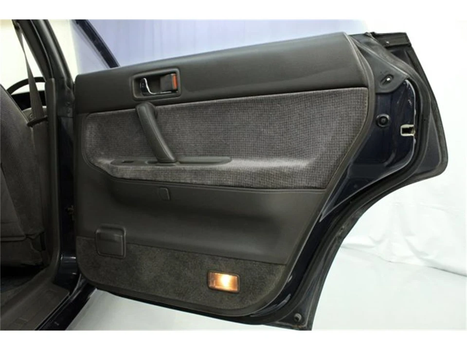 1990 Subaru Legacy 1st Gen - Image 26 of 31