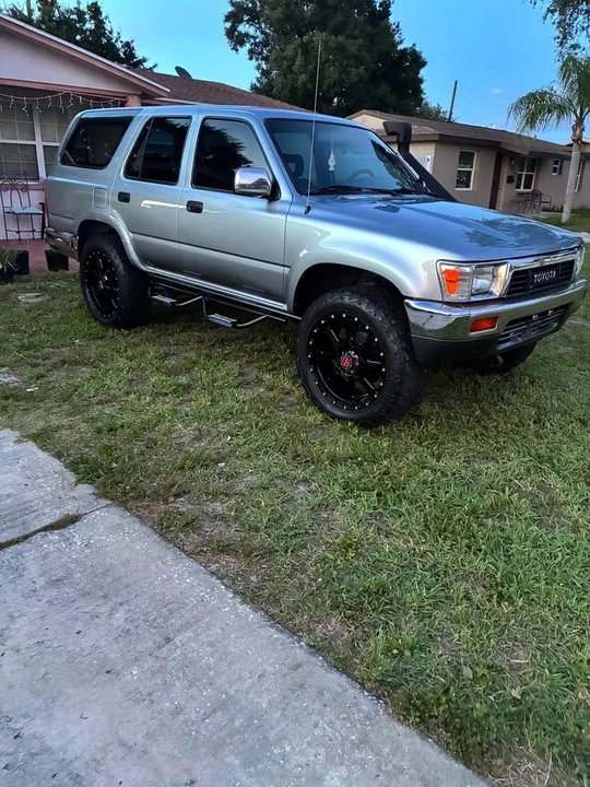 1990 Toyota 4Runner 2nd Gen - Image 2 of 7