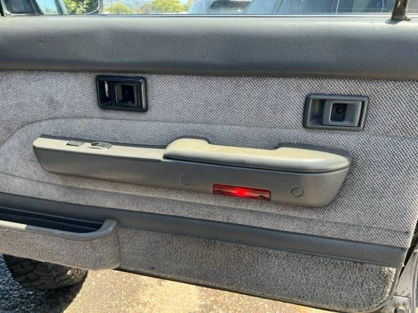 1990 Toyota 4Runner 2nd Gen - Image 15 of 18