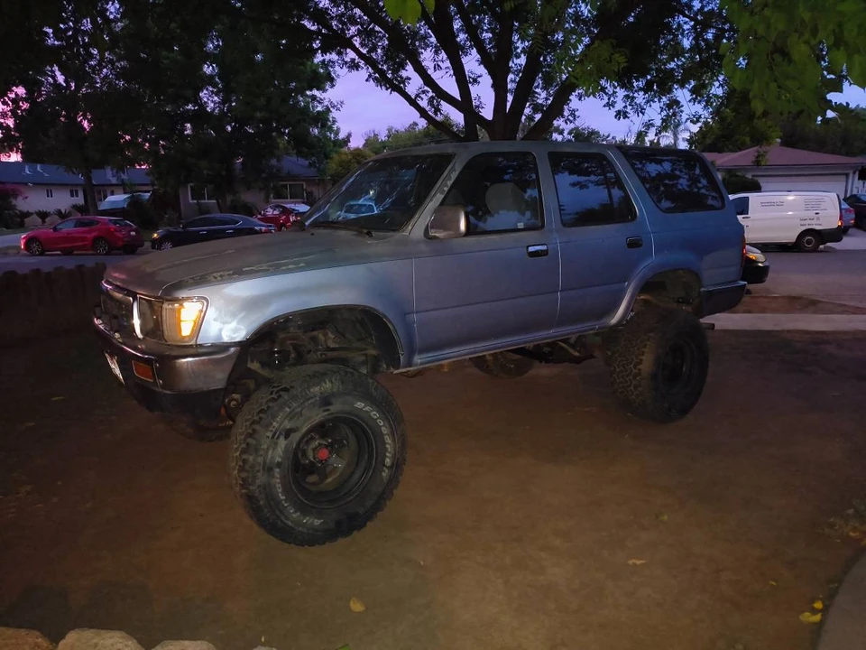1990 Toyota 4Runner 2nd Gen - Image 7 of 9