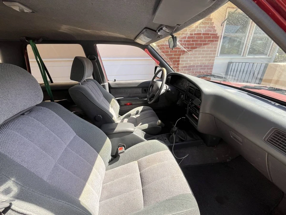 1990 Toyota 4Runner 2nd Gen - Image 8 of 12