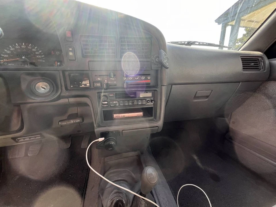 1990 Toyota 4Runner 2nd Gen - Image 10 of 12