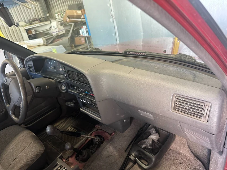 1990 Toyota 4Runner 2nd Gen - Image 13 of 18