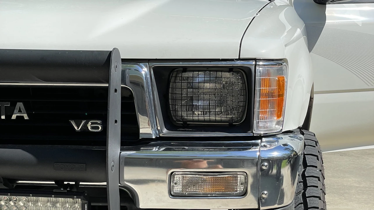 1990 Toyota 4Runner 2nd Gen - Image 6 of 22