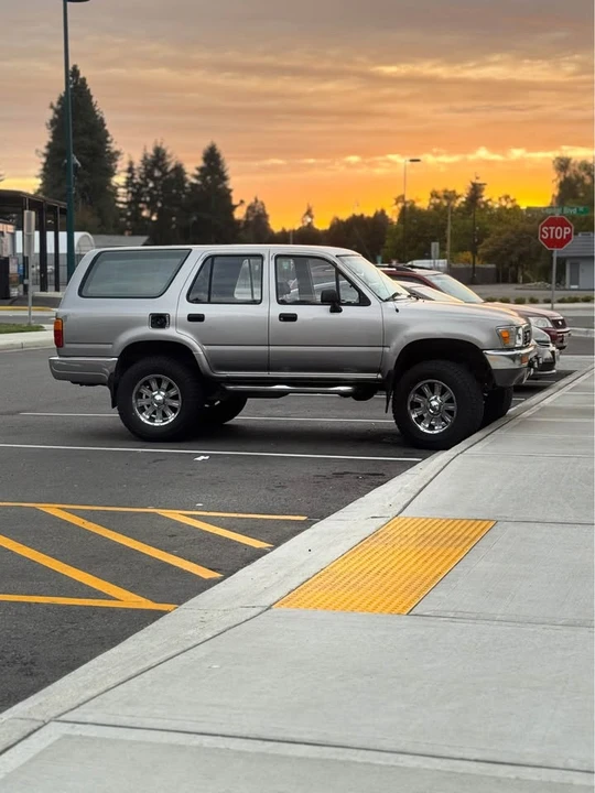 1990 Toyota 4Runner 2nd Gen - Image 3 of 17