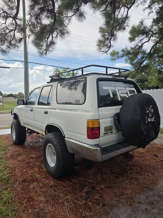 1990 Toyota 4Runner 2nd Gen - Image 7 of 18
