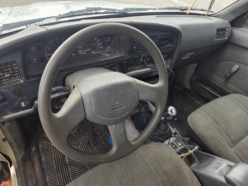 1990 Toyota 4Runner 2nd Gen - Image 10 of 18