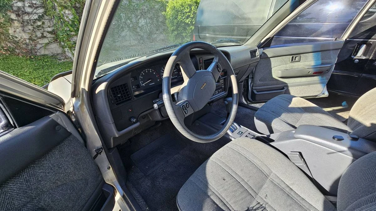 1990 Toyota 4Runner 2nd Gen - Image 7 of 15