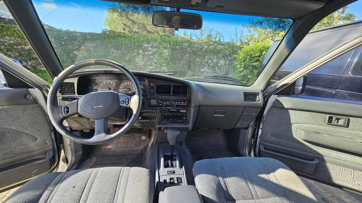 1990 Toyota 4Runner 2nd Gen - Image 13 of 15