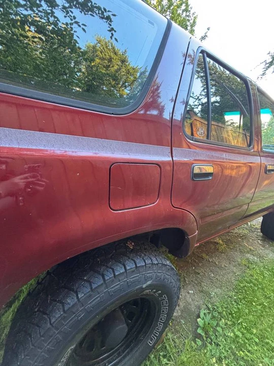 1990 Toyota 4Runner 2nd Gen - Image 5 of 10