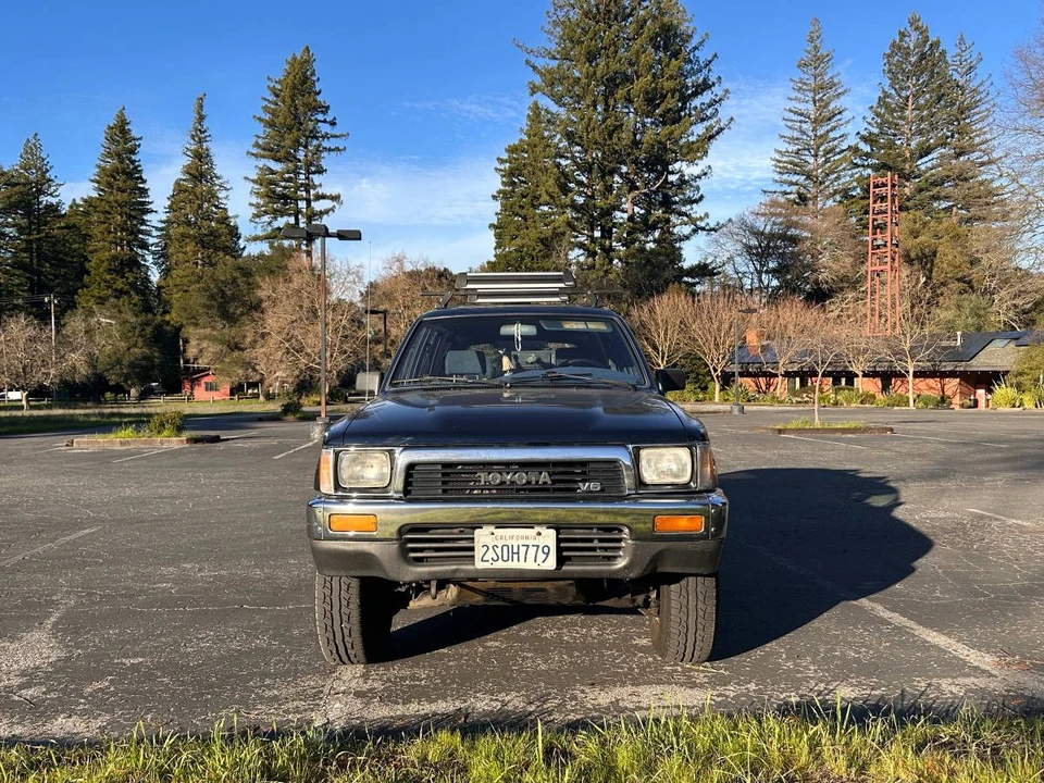 1990 Toyota 4Runner 2nd Gen - Image 6 of 9