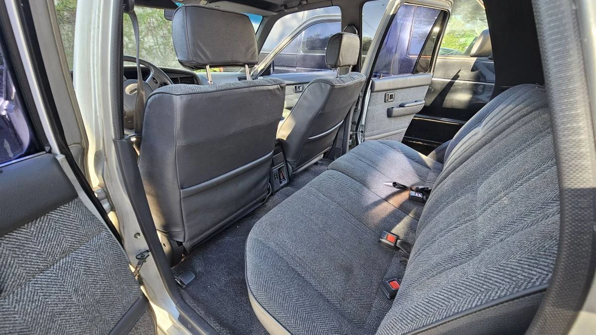 1990 Toyota 4Runner 2nd Gen - Image 10 of 15