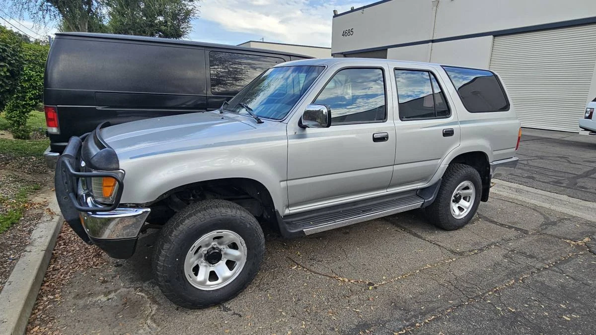 1990 Toyota 4Runner 2nd Gen - Image 2 of 15